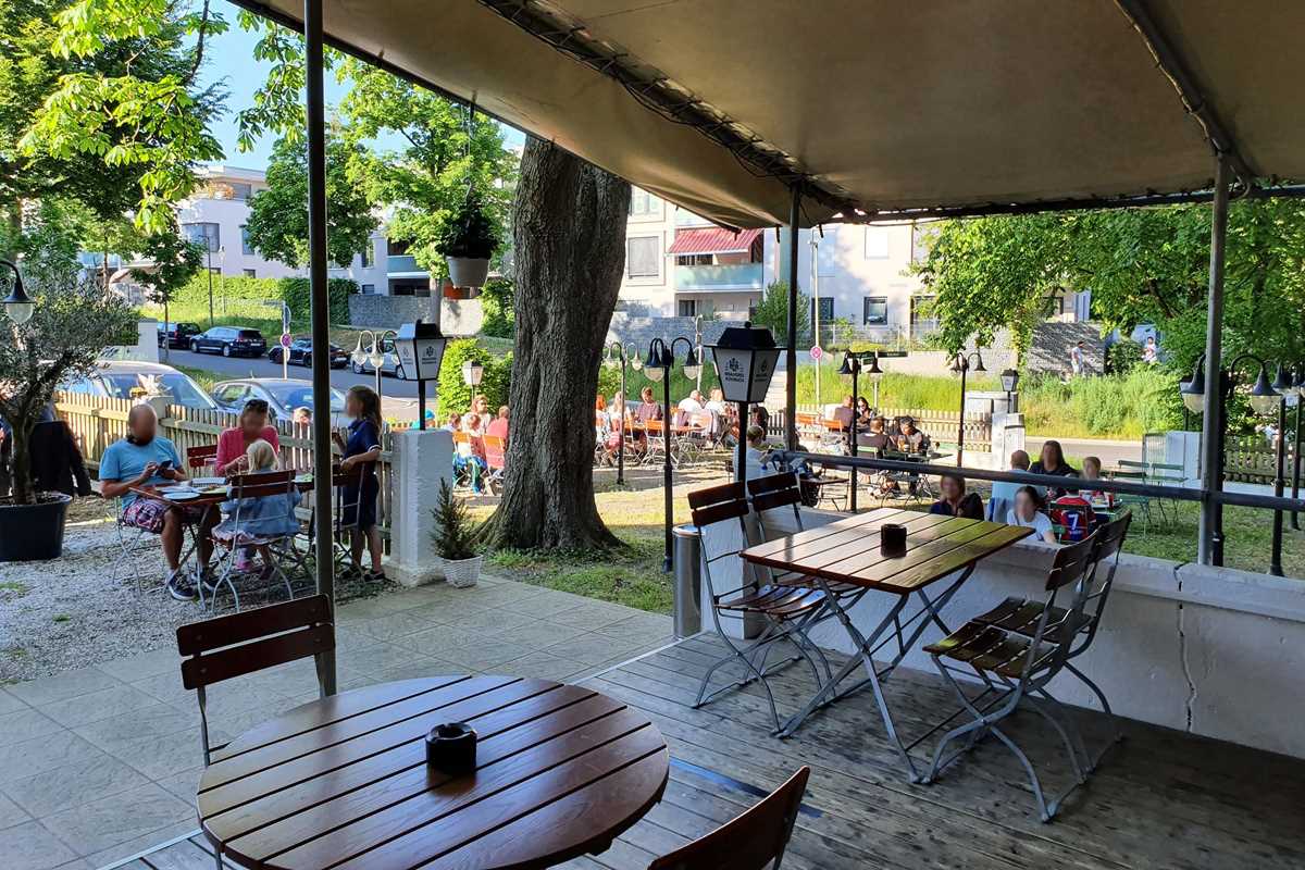 Biergarten12